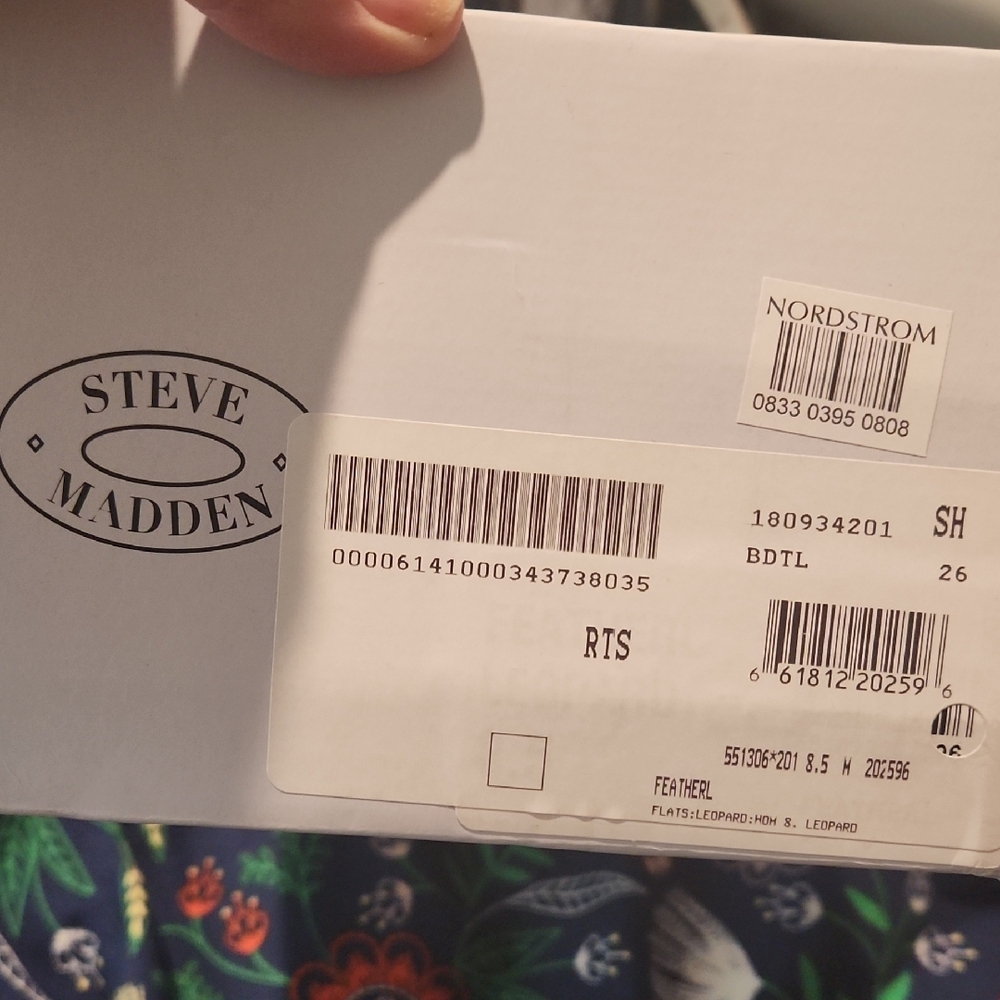 Steve Madden Leopard-Print Pointed-Toe Flats in Tan and Black - Picture 4 of 4